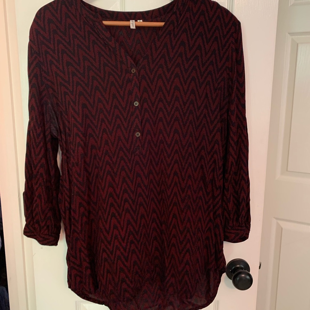 Red and black chevron top